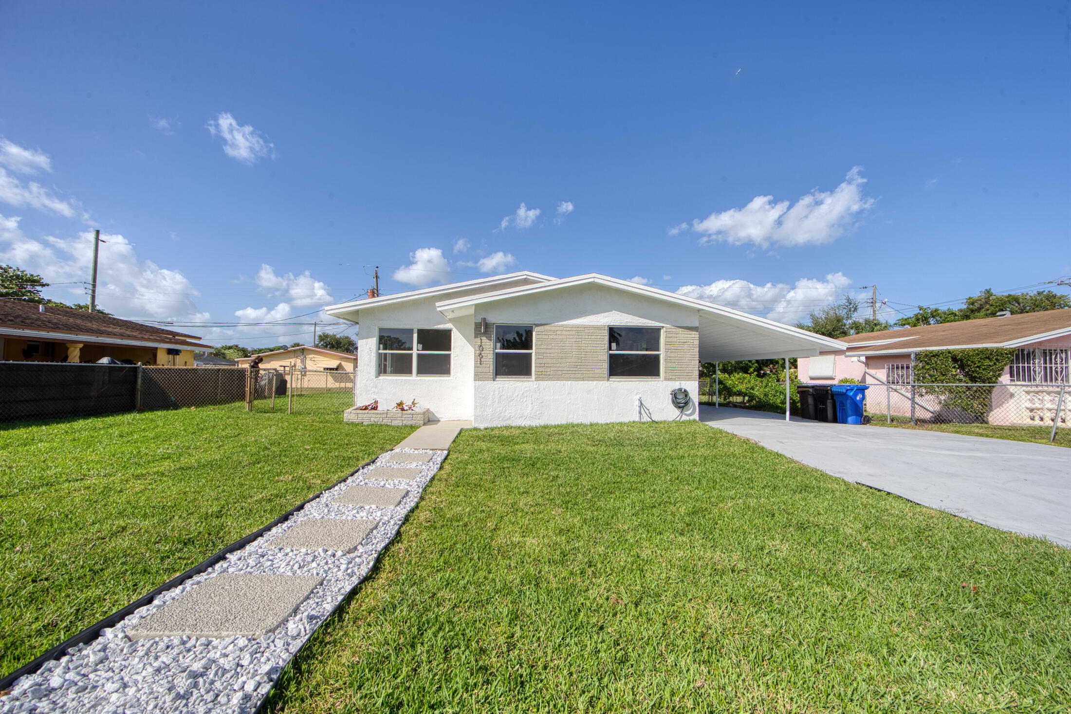 1061 NW 23rd Road