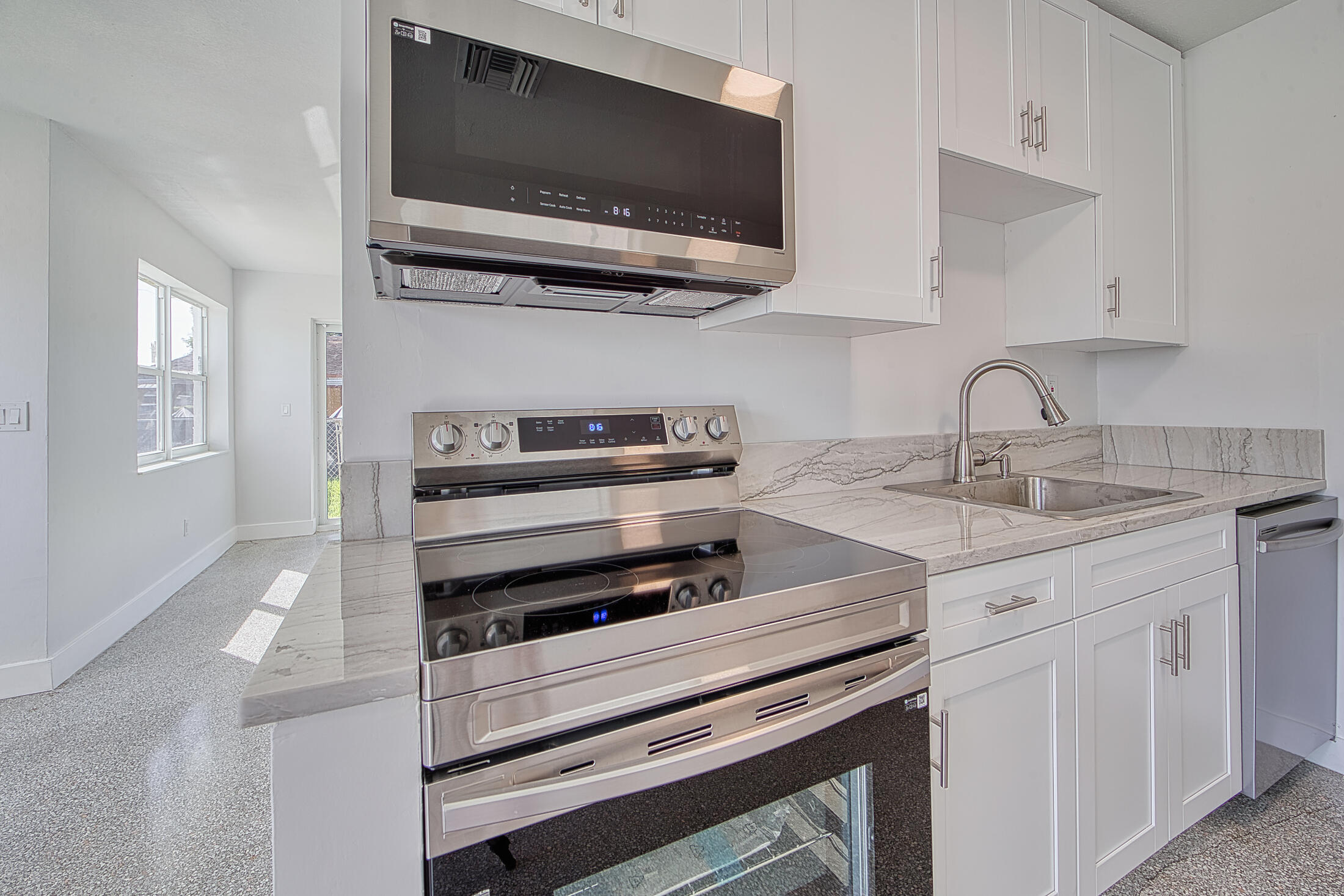 1061 NW 23rd Road