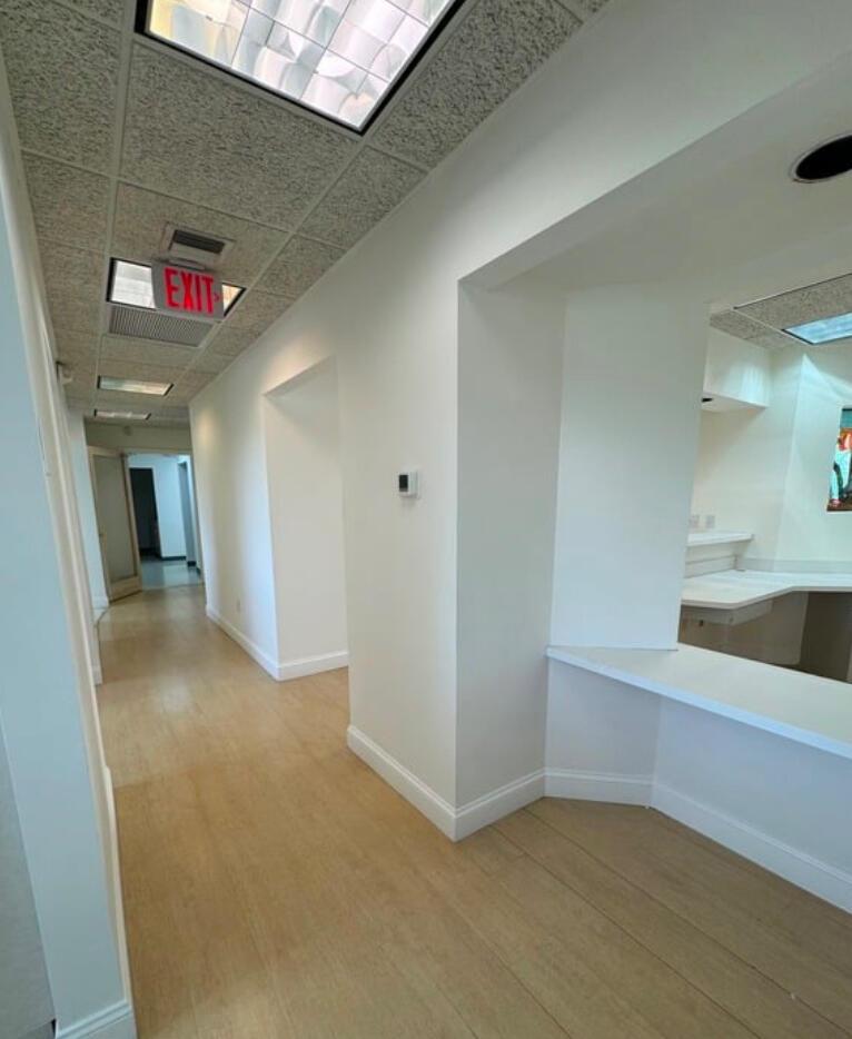 1825 NE 45th Street Suite C