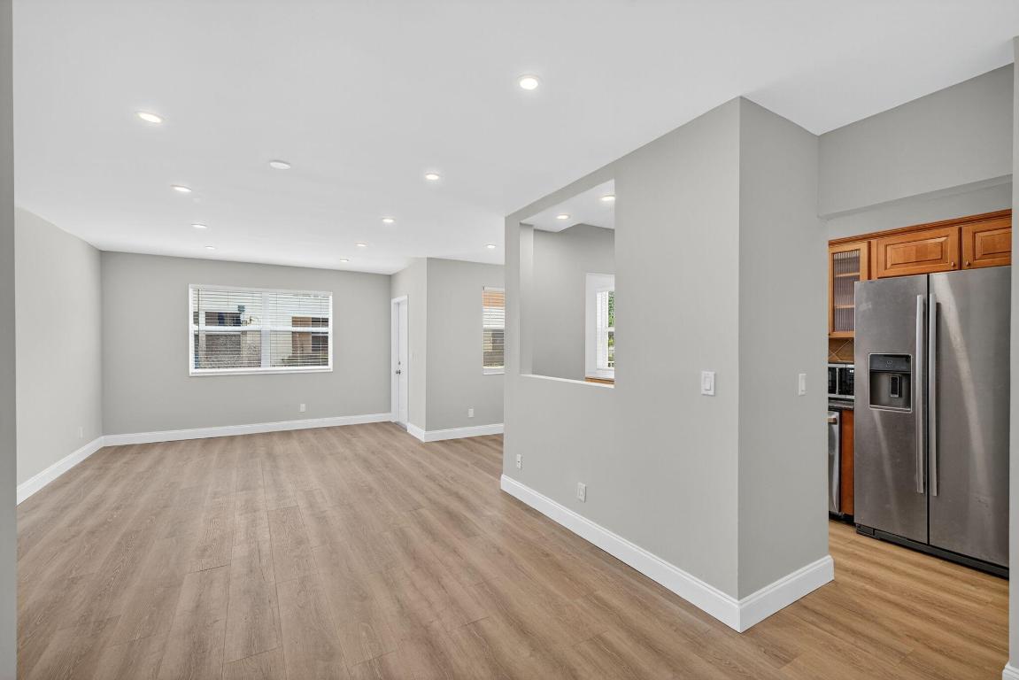 2591 NE 55th Court 103