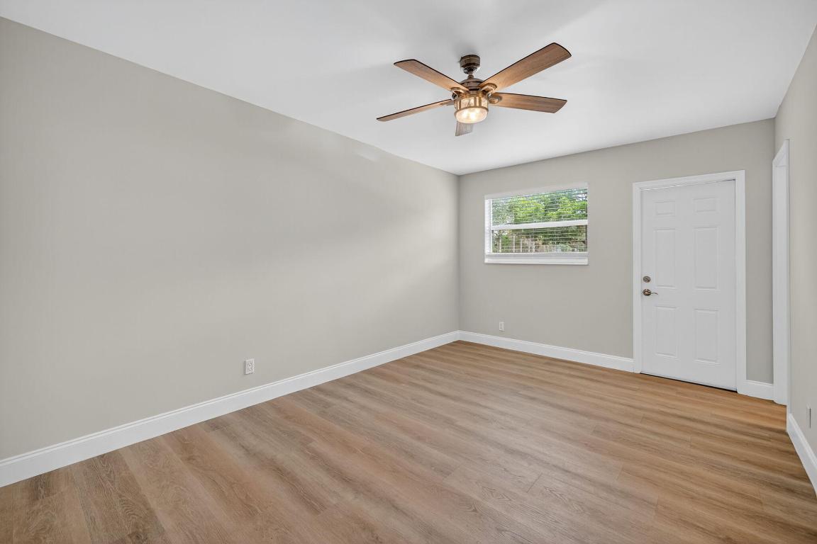 2591 NE 55th Court 103