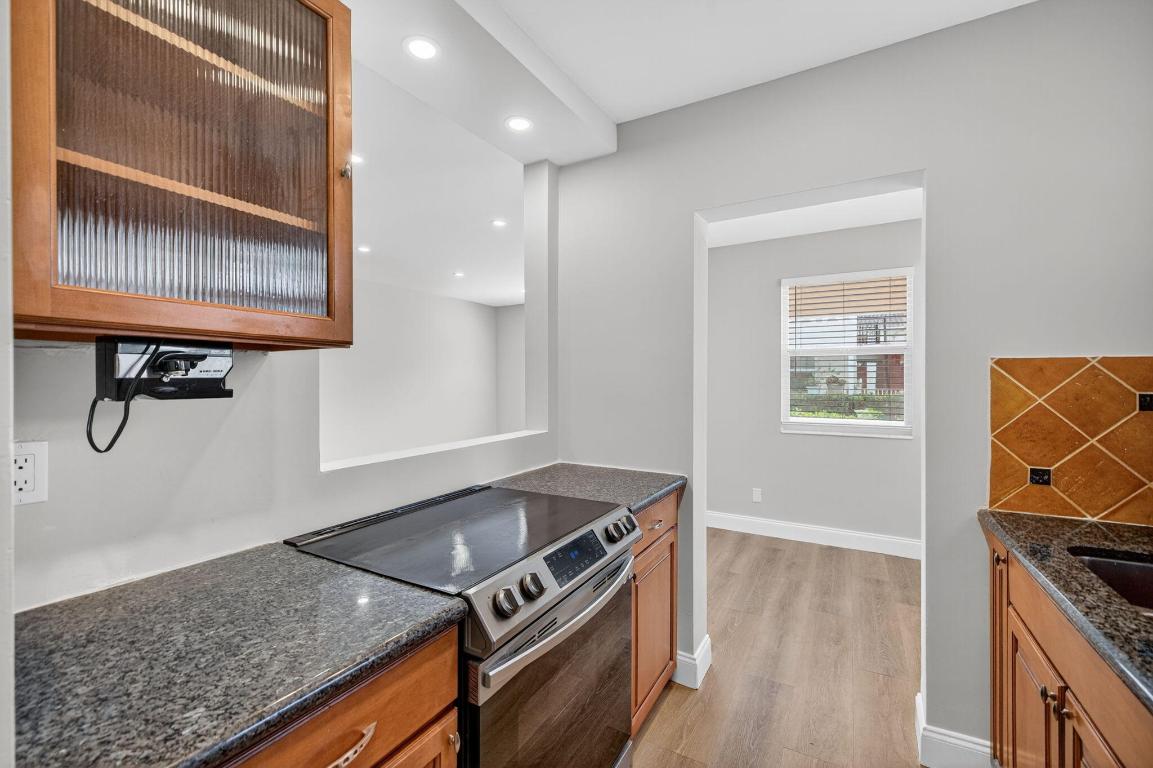 2591 NE 55th Court 103