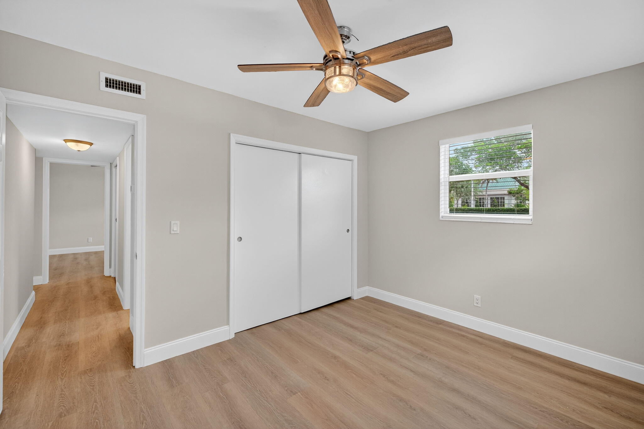 2591 NE 55th Court 103