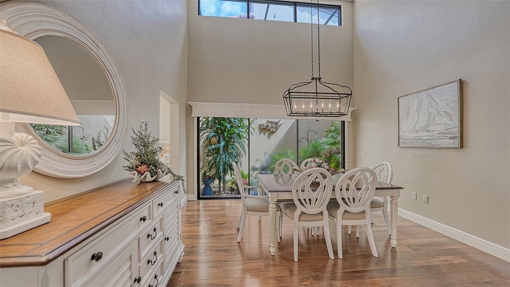 2341 HARBOUR OAKS DR