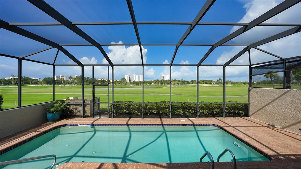 2341 HARBOUR OAKS DR