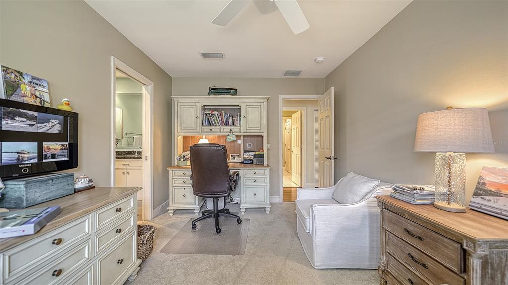 2341 HARBOUR OAKS DR