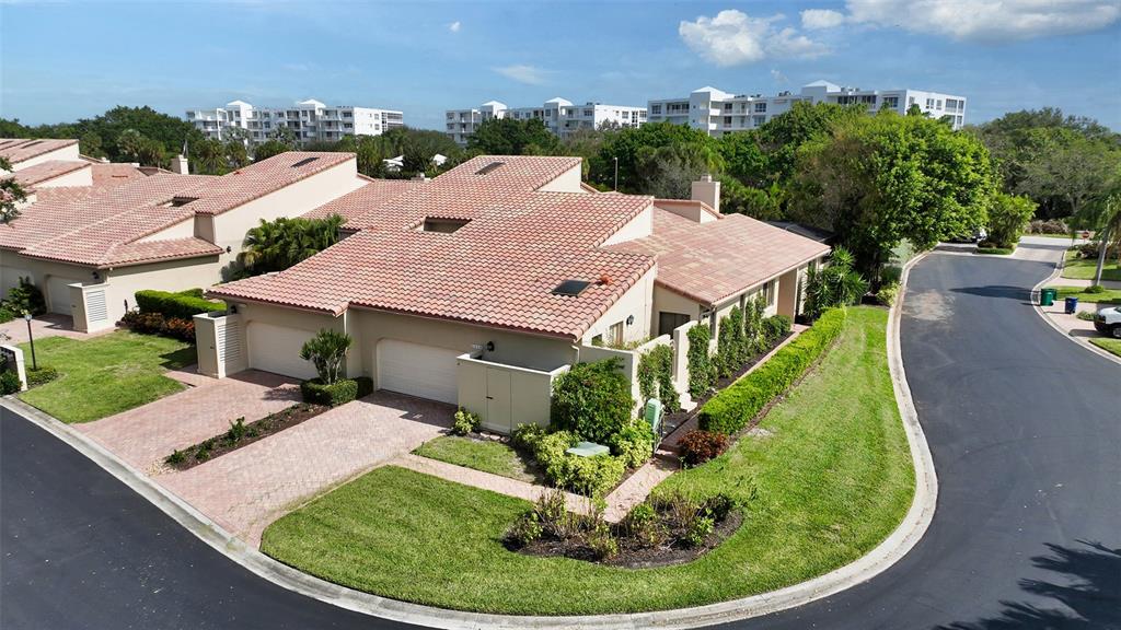 2326 HARBOUR OAKS DR