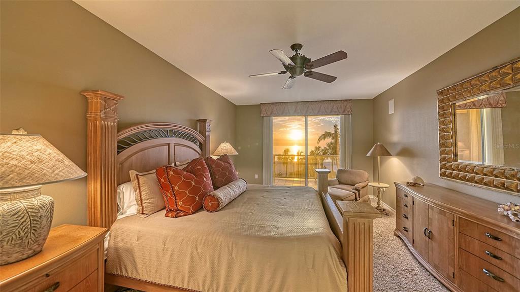 1800 BENJAMIN FRANKLIN DR #B206