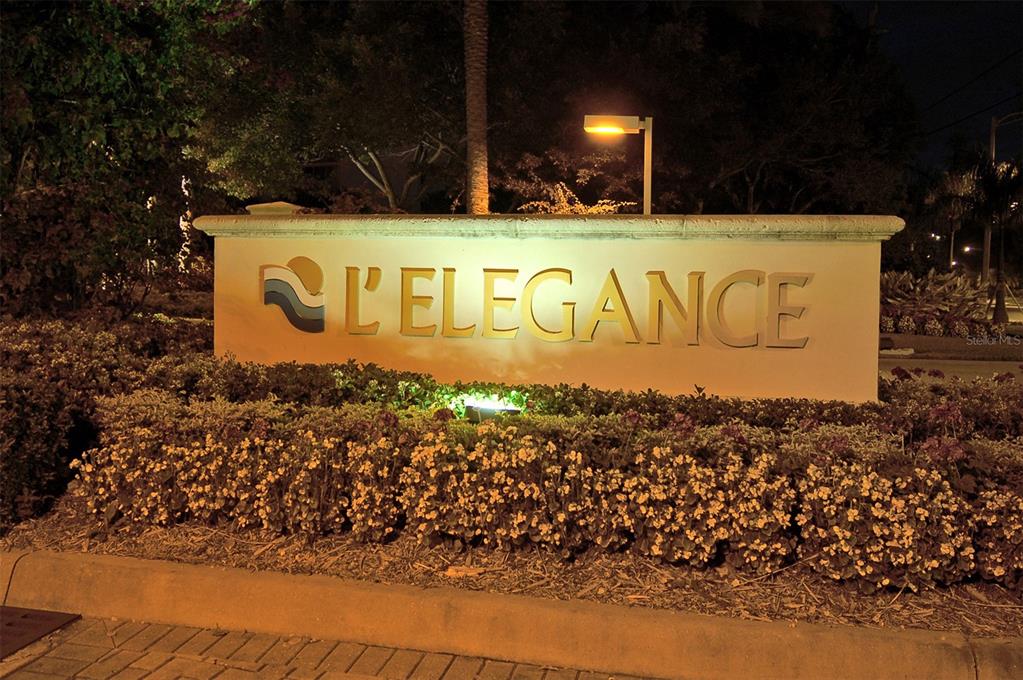 1800 BENJAMIN FRANKLIN DR #B206