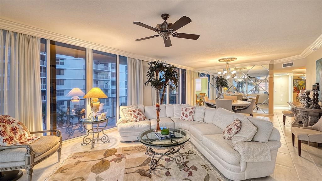 1800 BENJAMIN FRANKLIN DR #B206