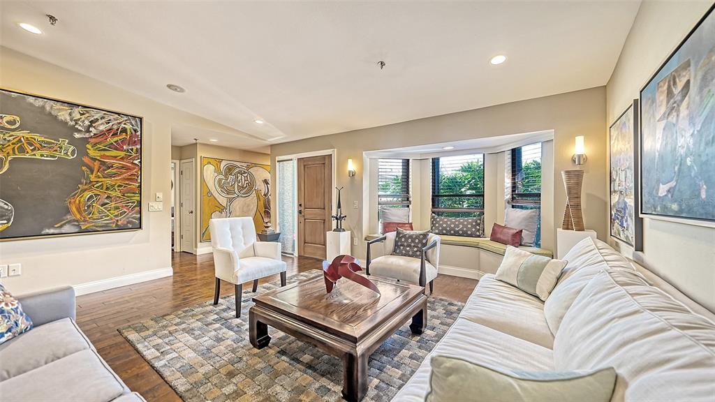 2369 HARBOUR OAKS DR