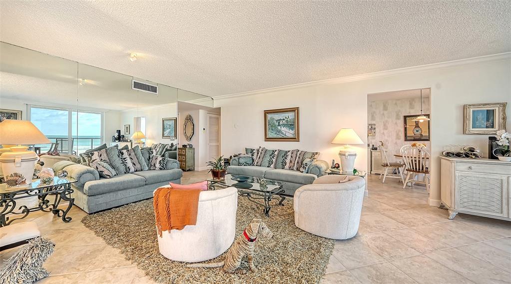2425 GULF OF MEXICO DR #2E