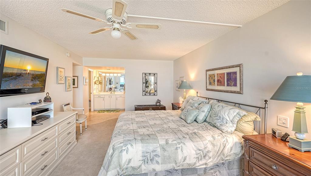 2425 GULF OF MEXICO DR #2E
