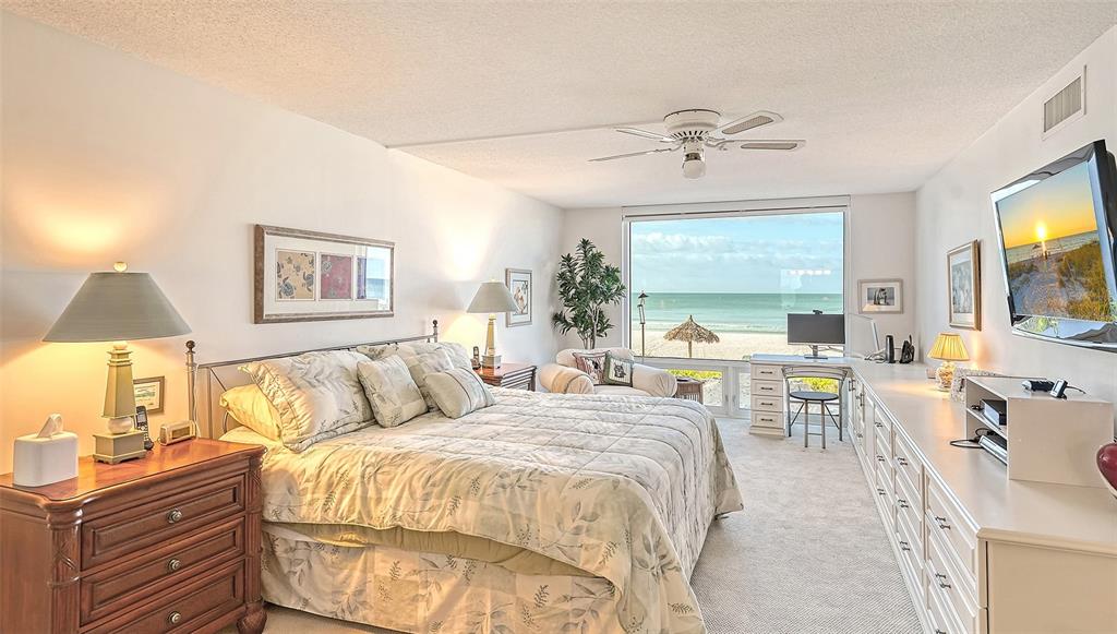 2425 GULF OF MEXICO DR #2E