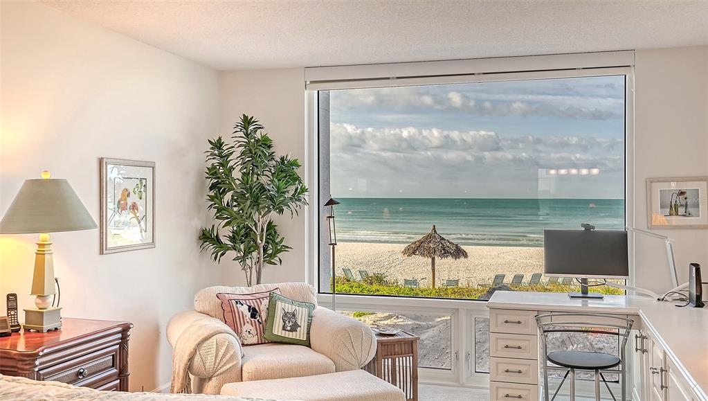2425 GULF OF MEXICO DR #2E