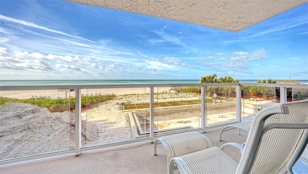 2425 GULF OF MEXICO DR #2E
