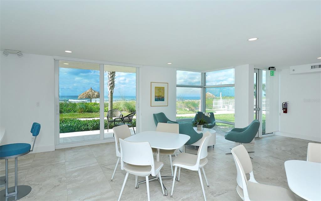 2425 GULF OF MEXICO DR #2E