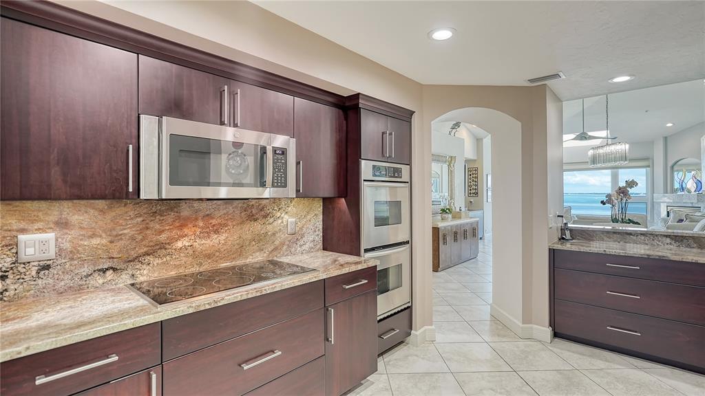 340 GULF OF MEXICO DR #135
