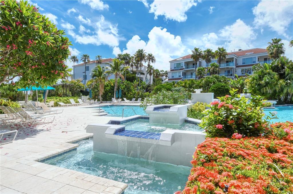 340 GULF OF MEXICO DR #135