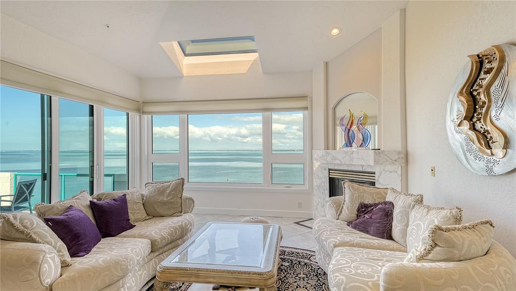 340 GULF OF MEXICO DR #135