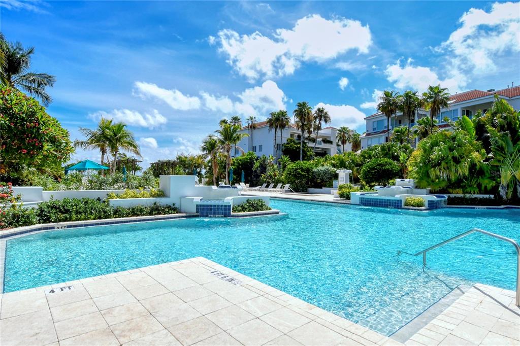340 GULF OF MEXICO DR #135