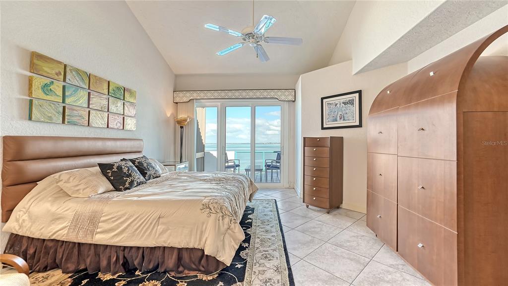 340 GULF OF MEXICO DR #135