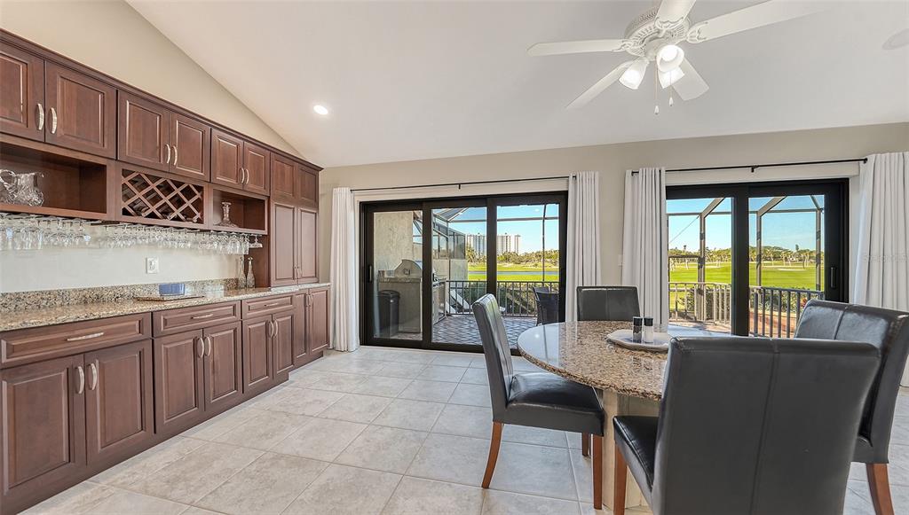 2339 HARBOUR OAKS DR