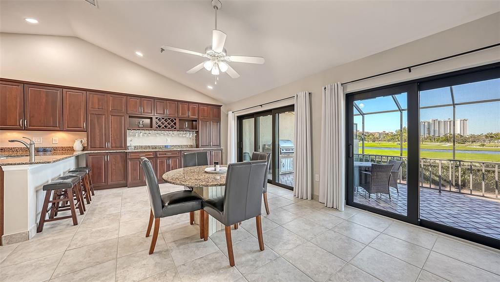 2339 HARBOUR OAKS DR