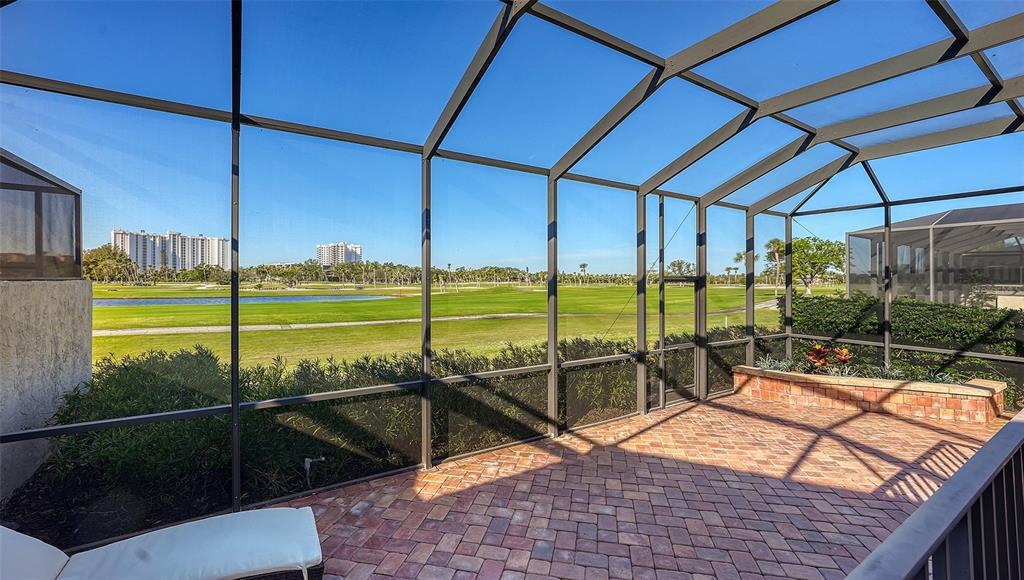 2339 HARBOUR OAKS DR