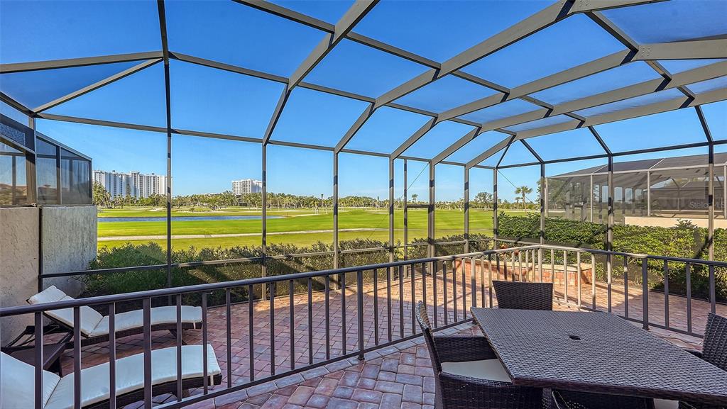 2339 HARBOUR OAKS DR