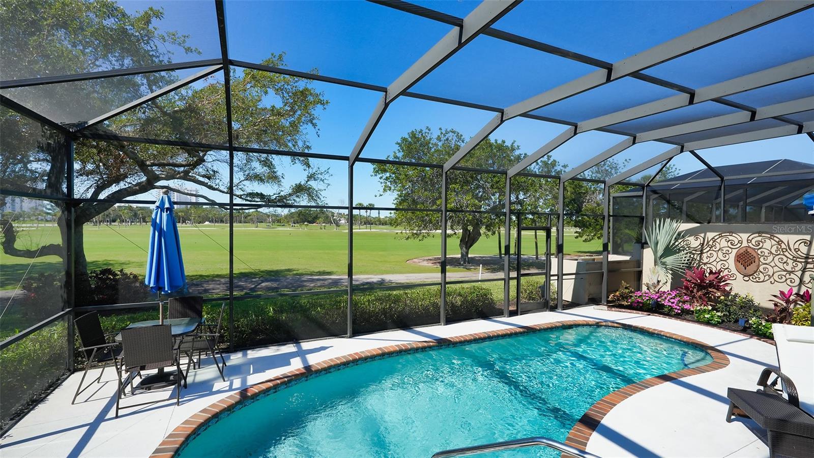 2373 HARBOUR OAKS DR