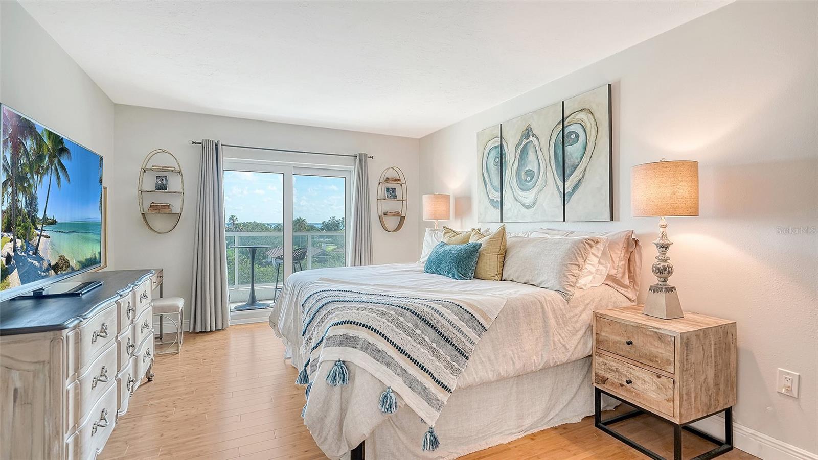 1000 LONGBOAT CLUB RD #604