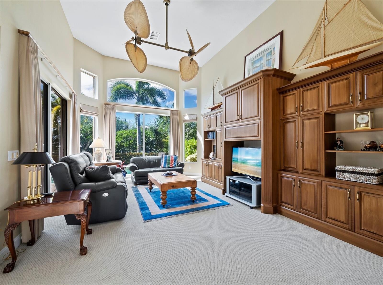 3590 FAIR OAKS LN