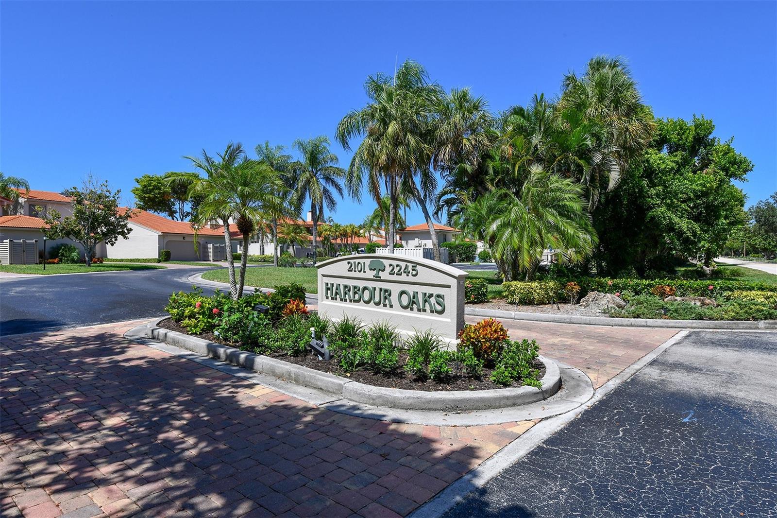 2123 HARBOURSIDE DR #903