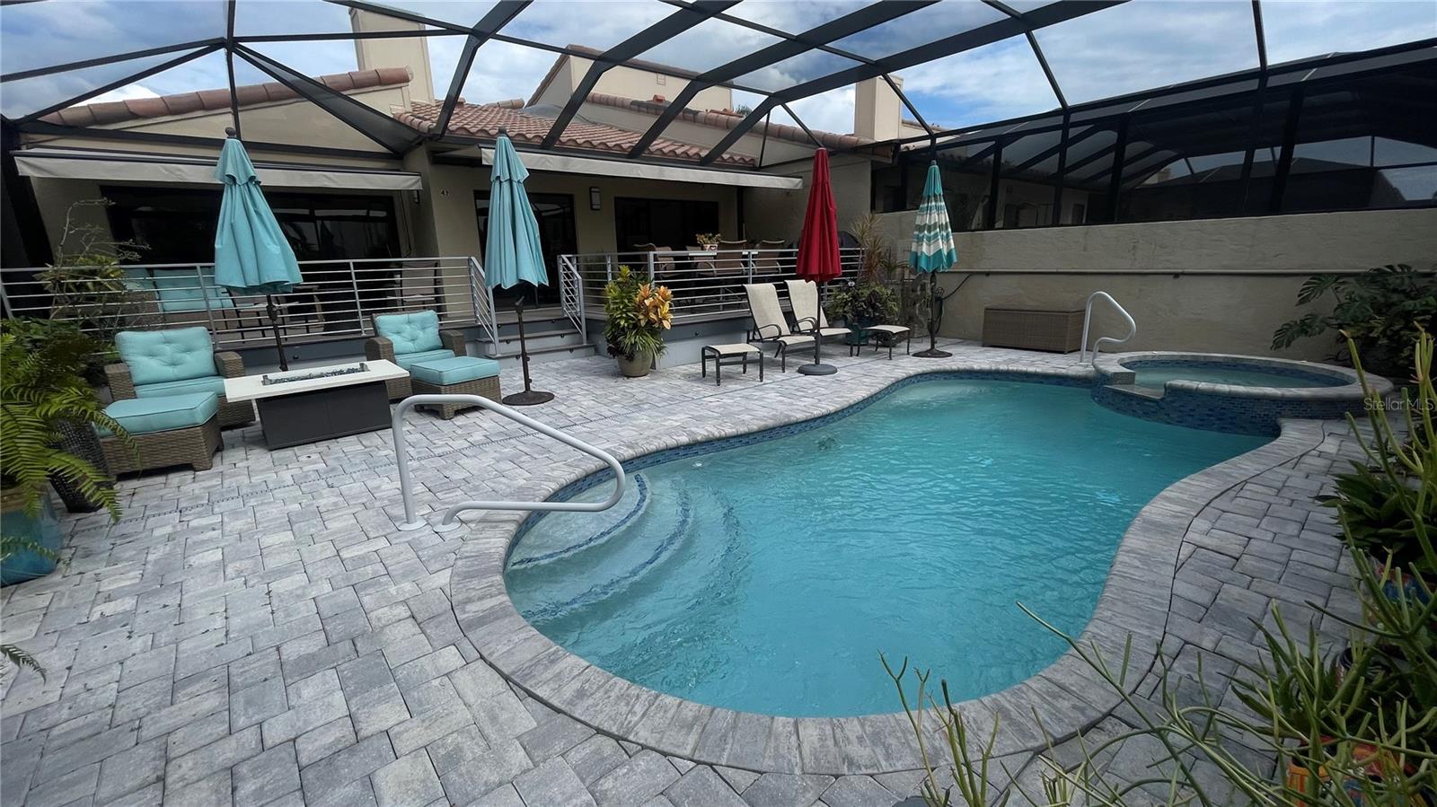 2347 HARBOUR OAKS DR