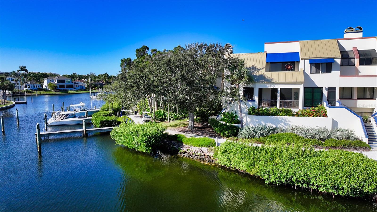 1918 HARBOURSIDE DR #901