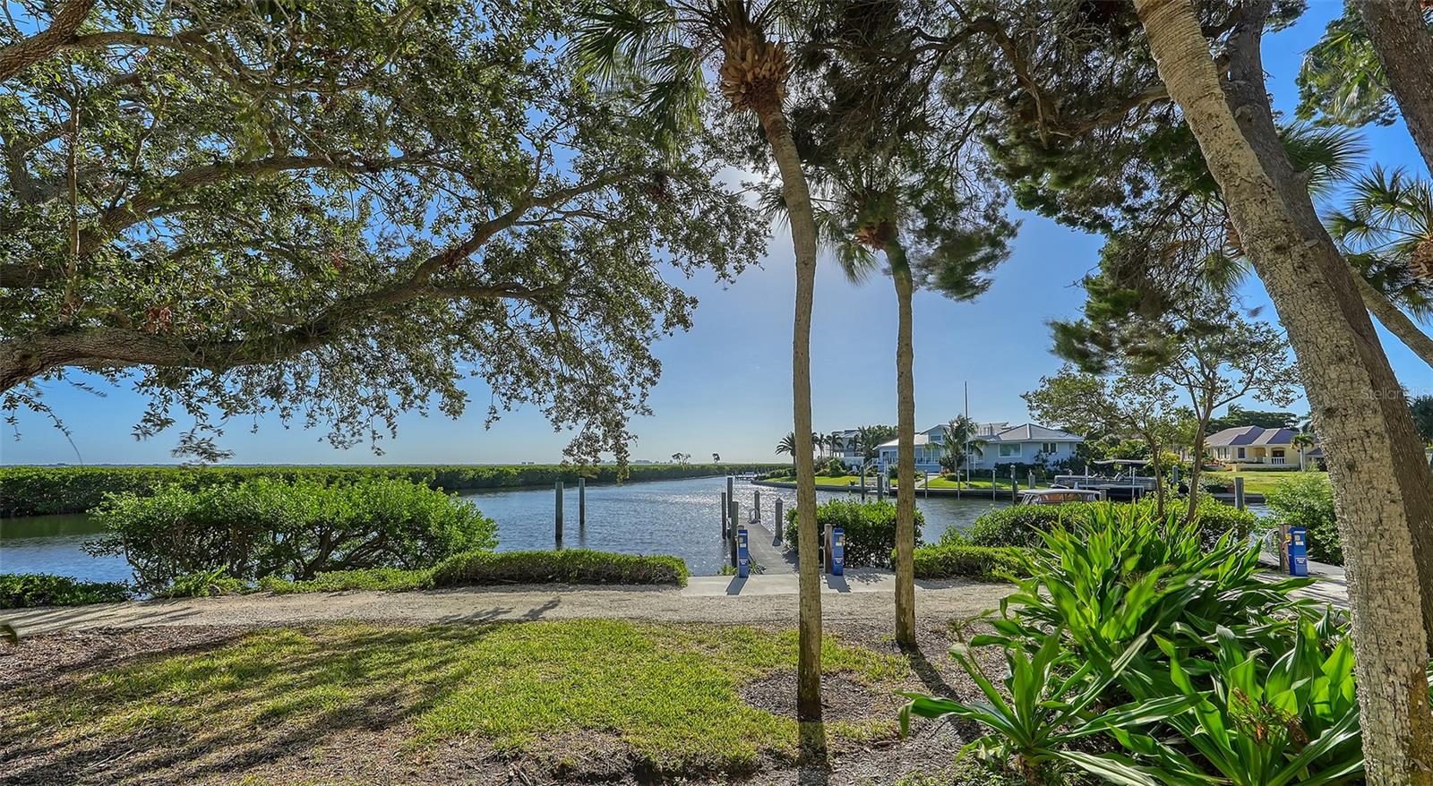 1918 HARBOURSIDE DR #901