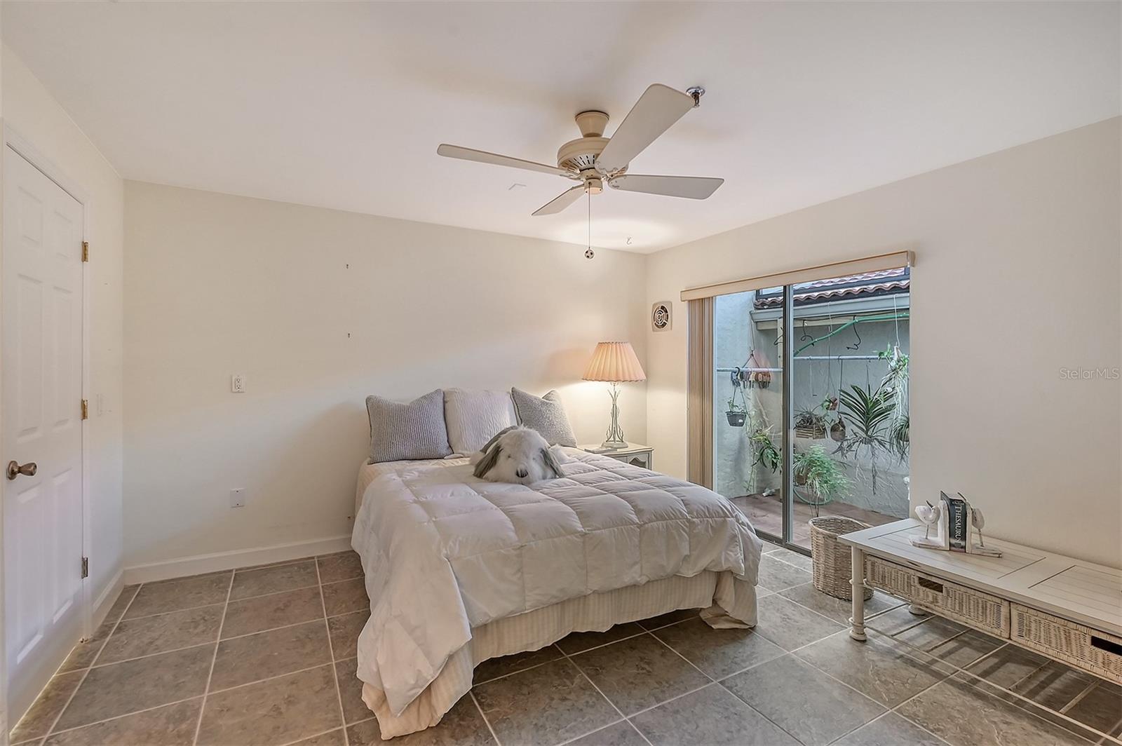 2143 HARBOURSIDE DR #1201
