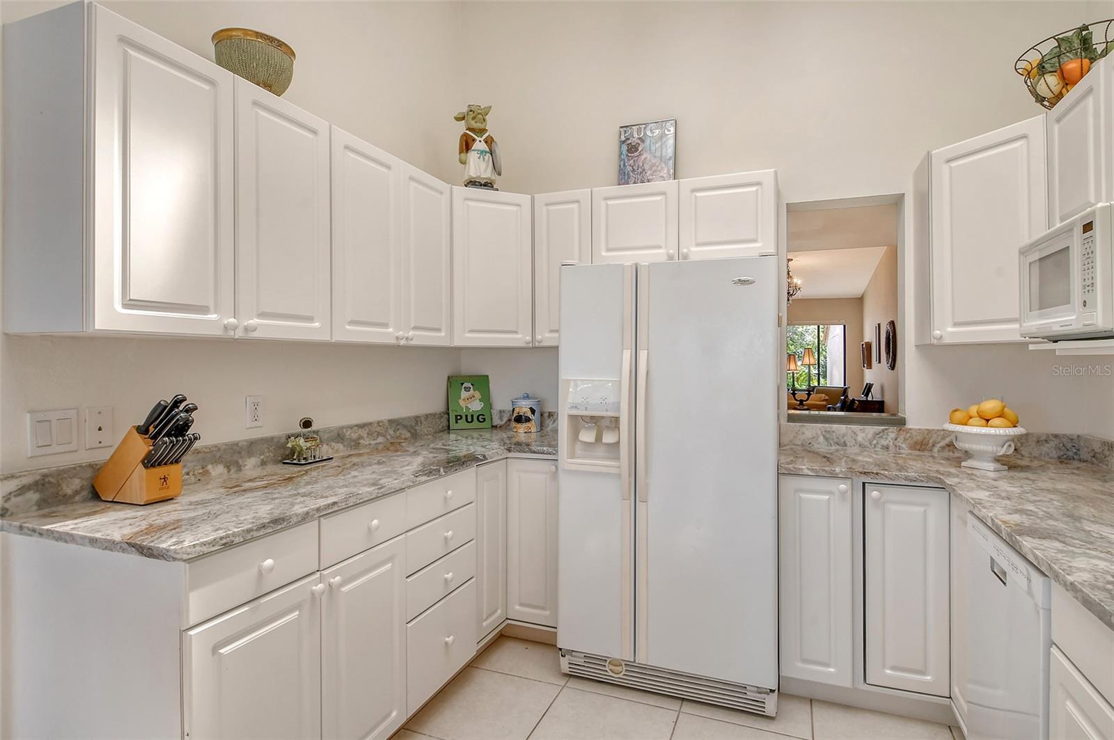 2383 HARBOUR OAKS DR