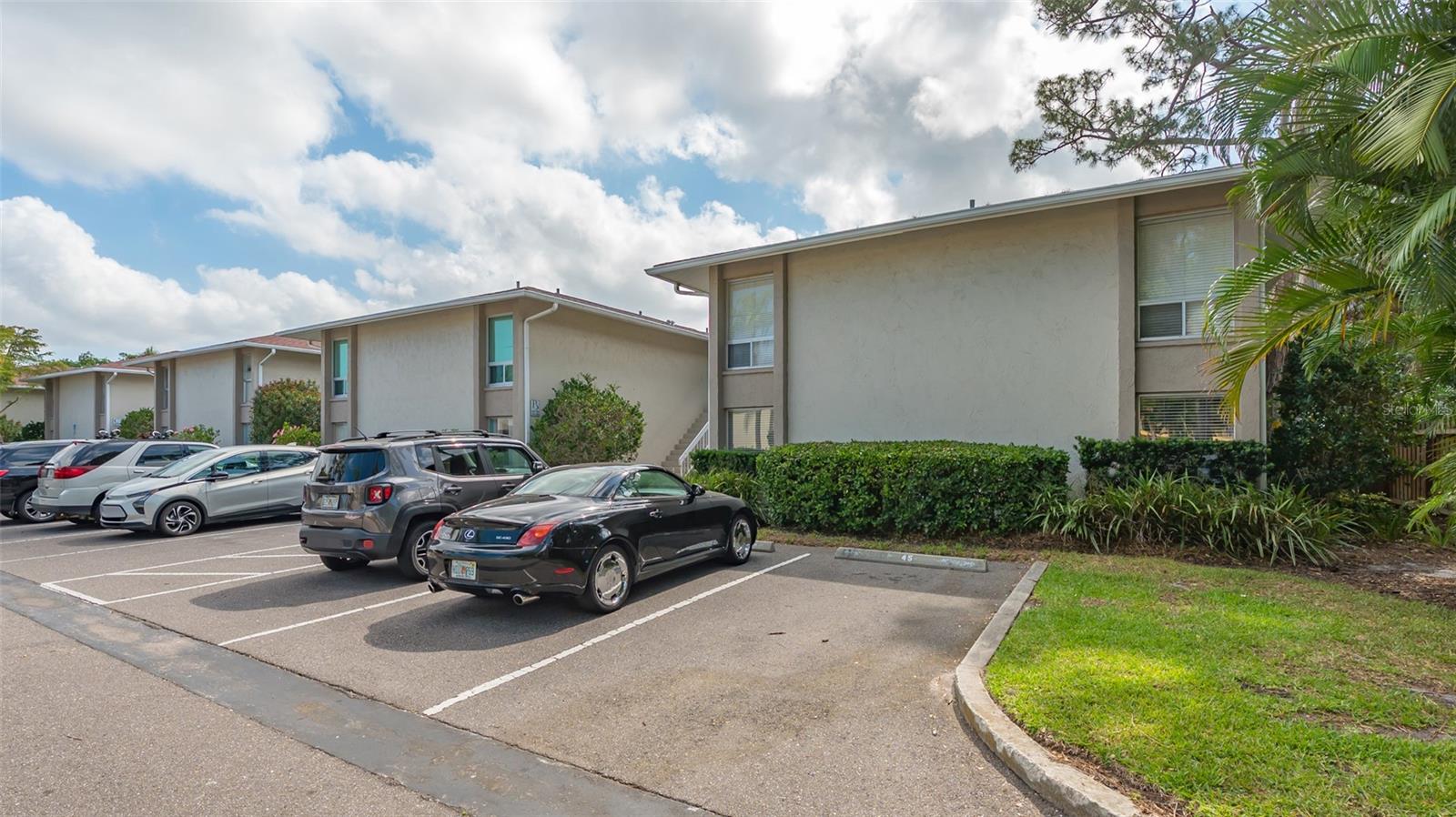 2121 WOOD ST #105