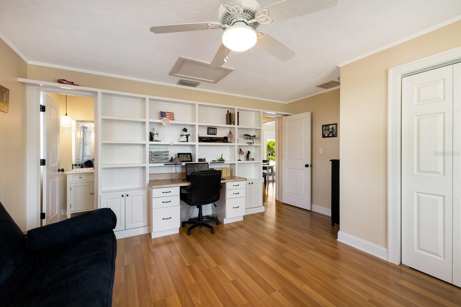 421 WOOD DUCK DR