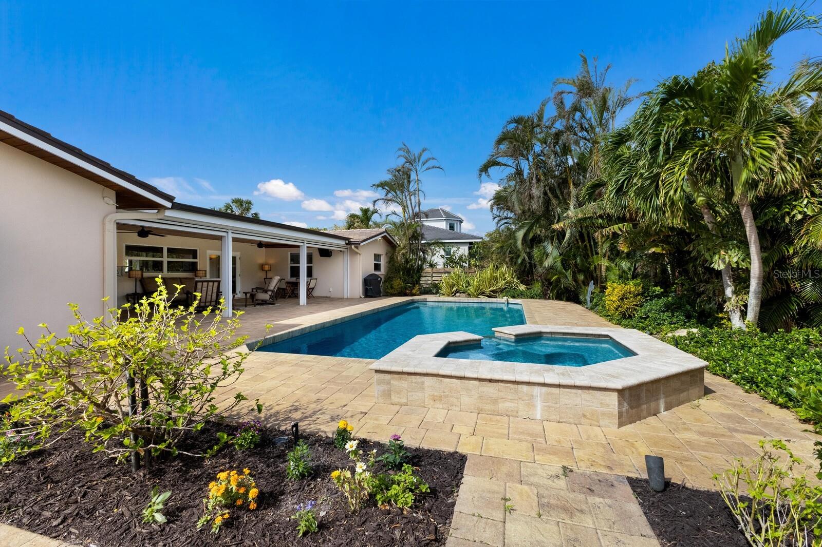 421 WOOD DUCK DR