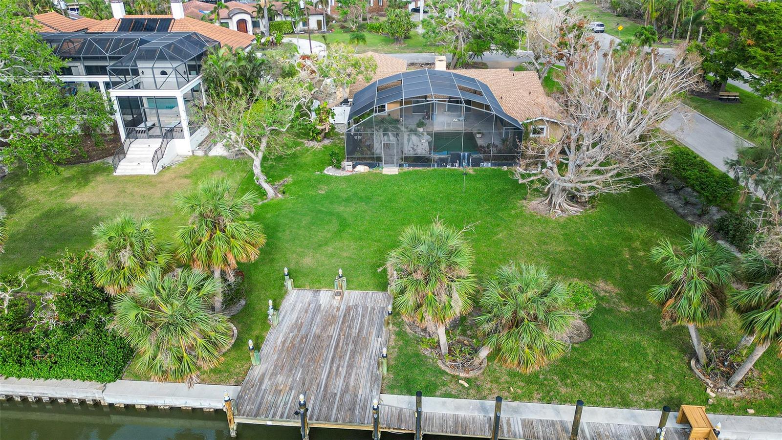 5901 EMERALD HARBOR DR