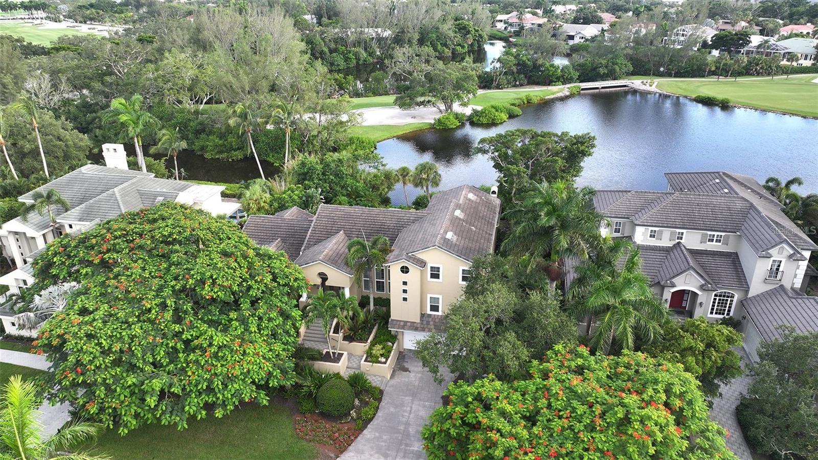 3310 SABAL COVE LN