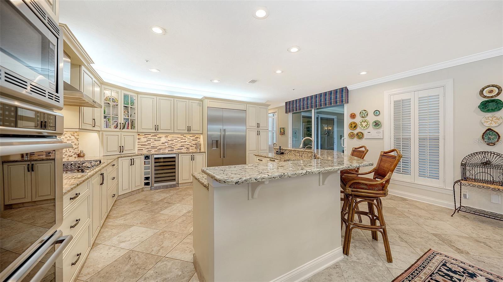 3310 SABAL COVE LN