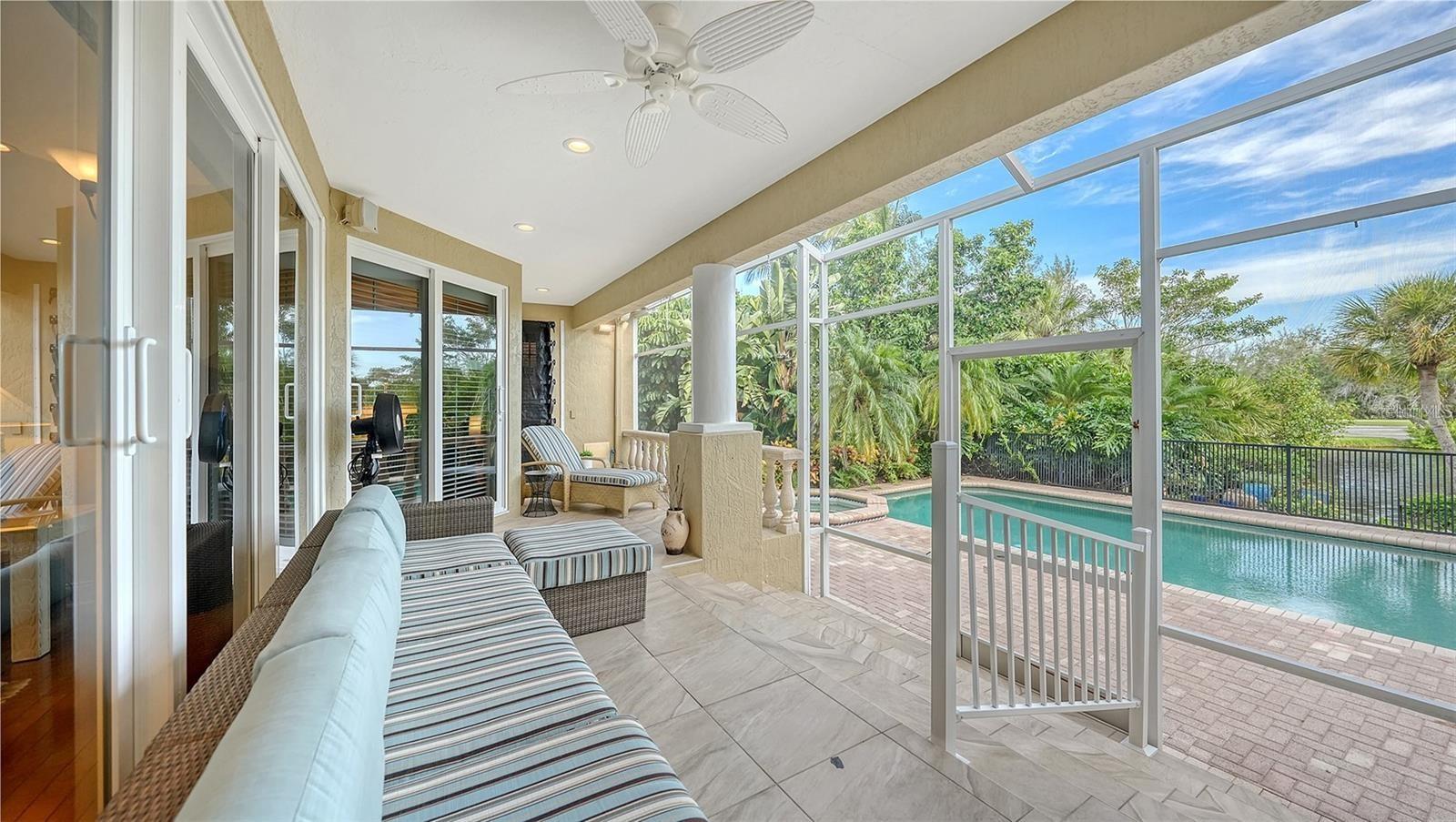 3310 SABAL COVE LN