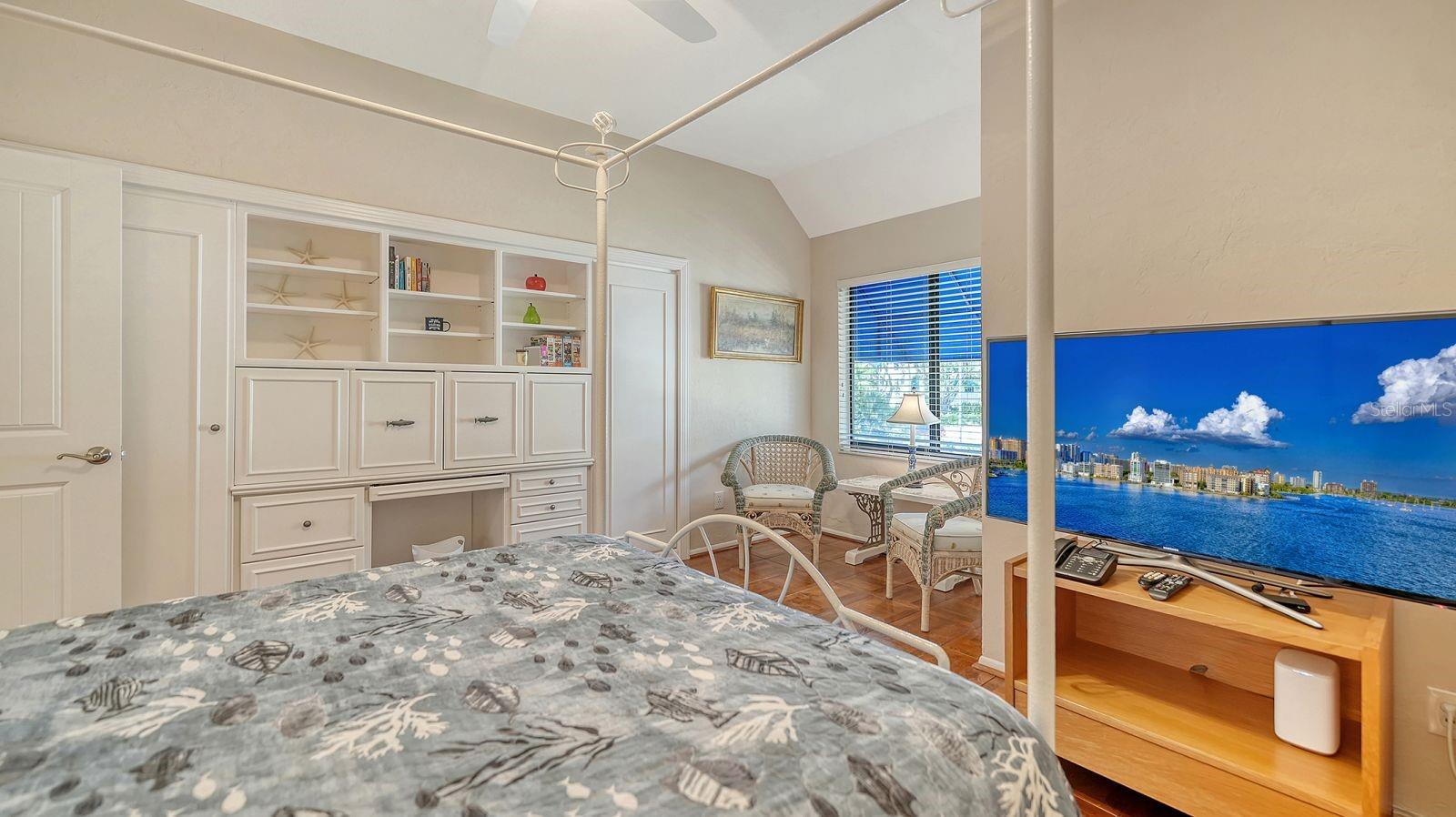 1922 HARBOURSIDE DR #1104