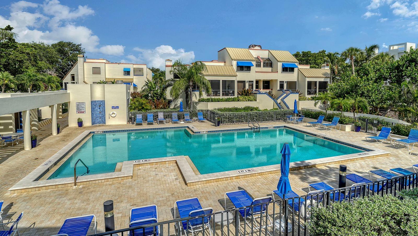 1922 HARBOURSIDE DR #1104