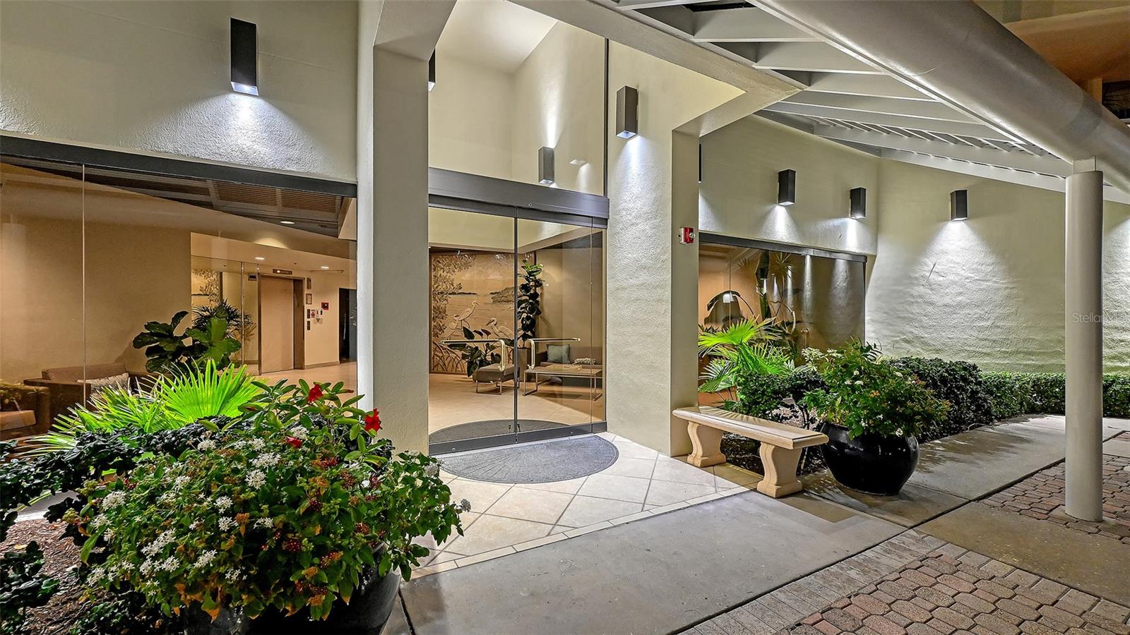 1932 HARBOURSIDE DR #254