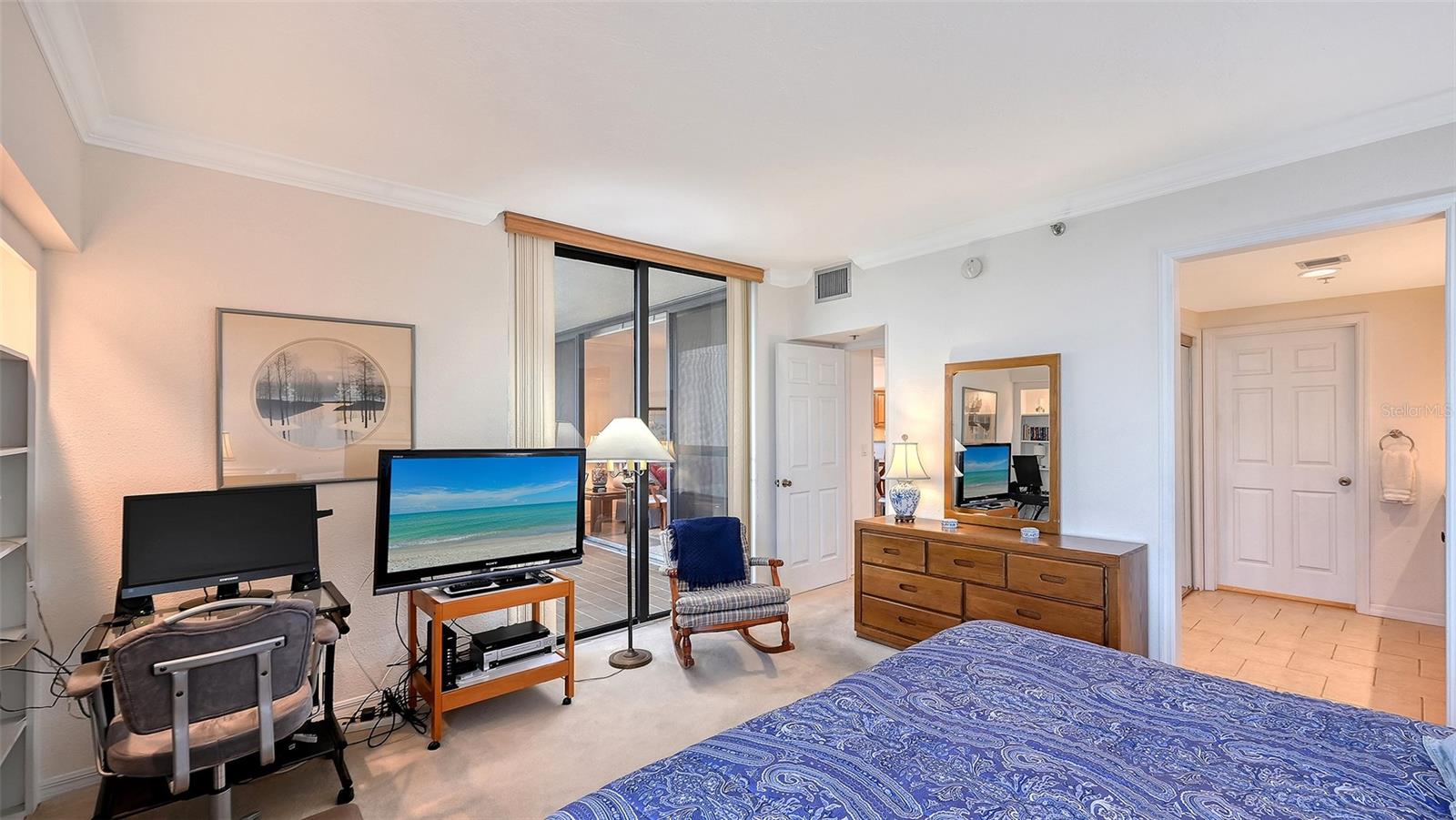 1932 HARBOURSIDE DR #254